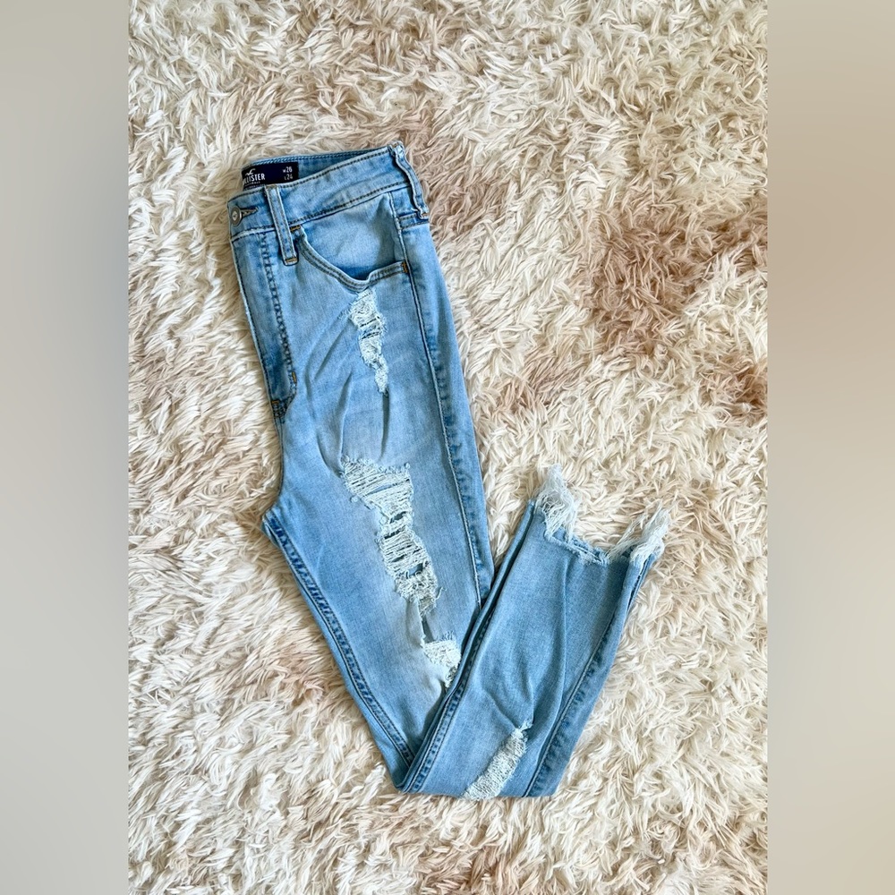 Hollister Ultra High Rise Crop Super Skinny Jeans